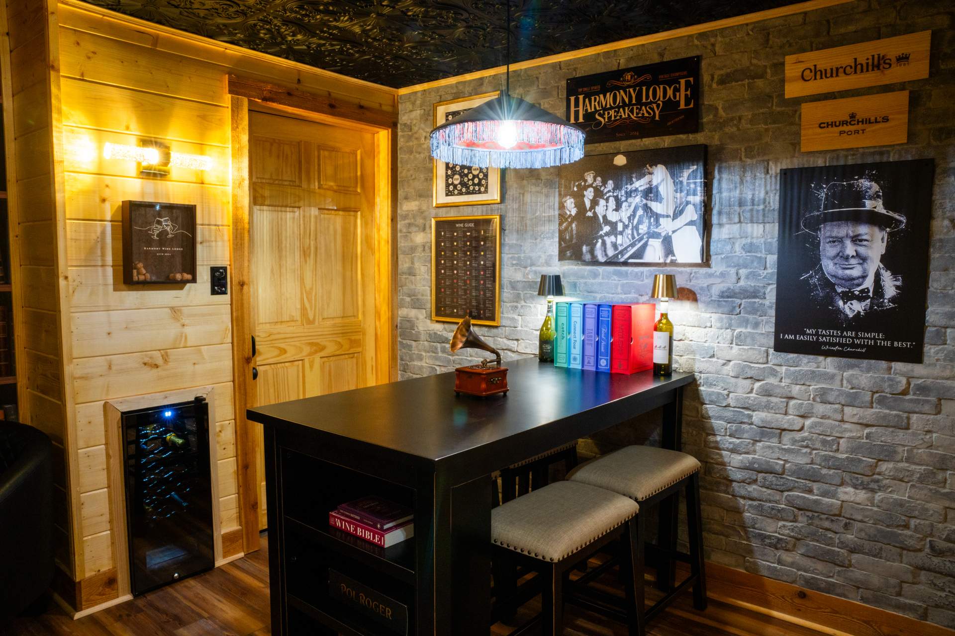 Speakeasy lounge