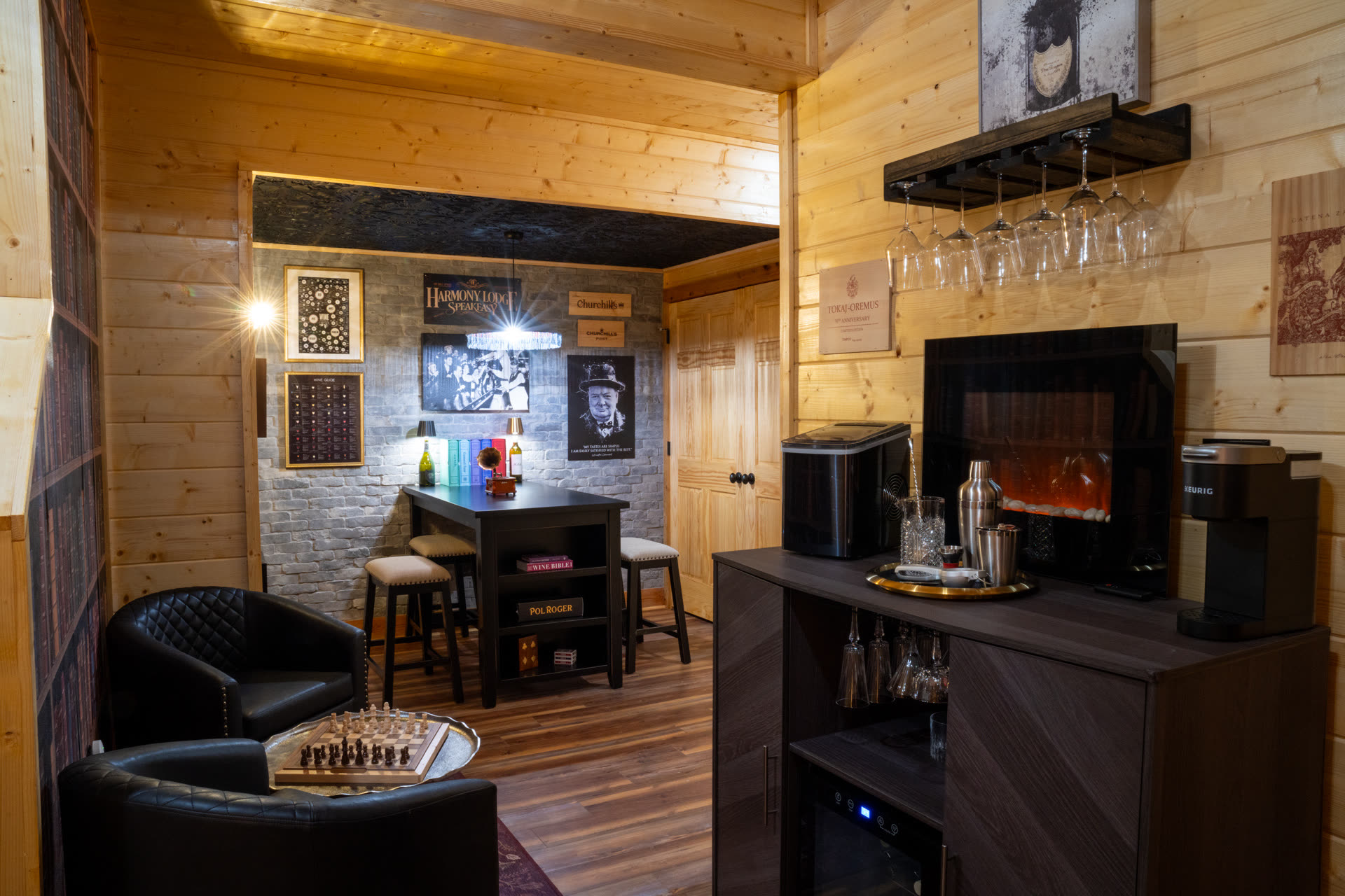 Speakeasy lounge